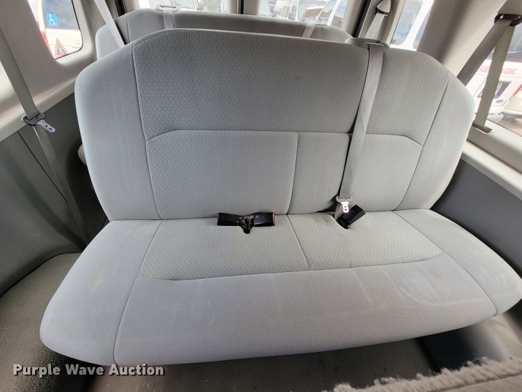 image for item IF9756 2008 Ford E350  van