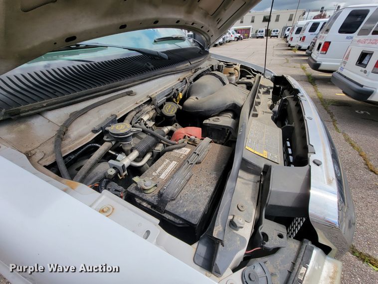 image for item IF9756 2008 Ford E350  van