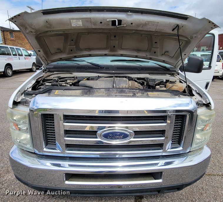 image for item IF9756 2008 Ford E350  van