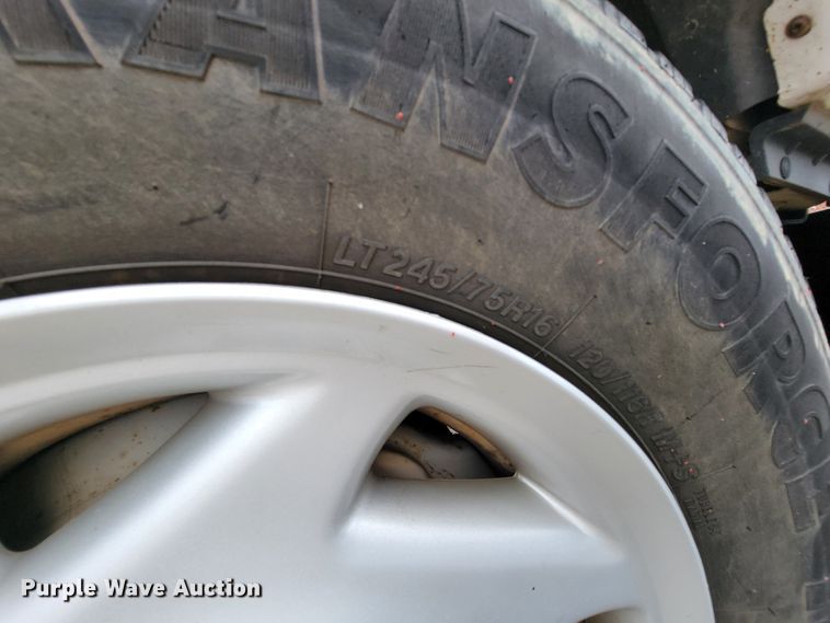 image for item IF9756 2008 Ford E350  van