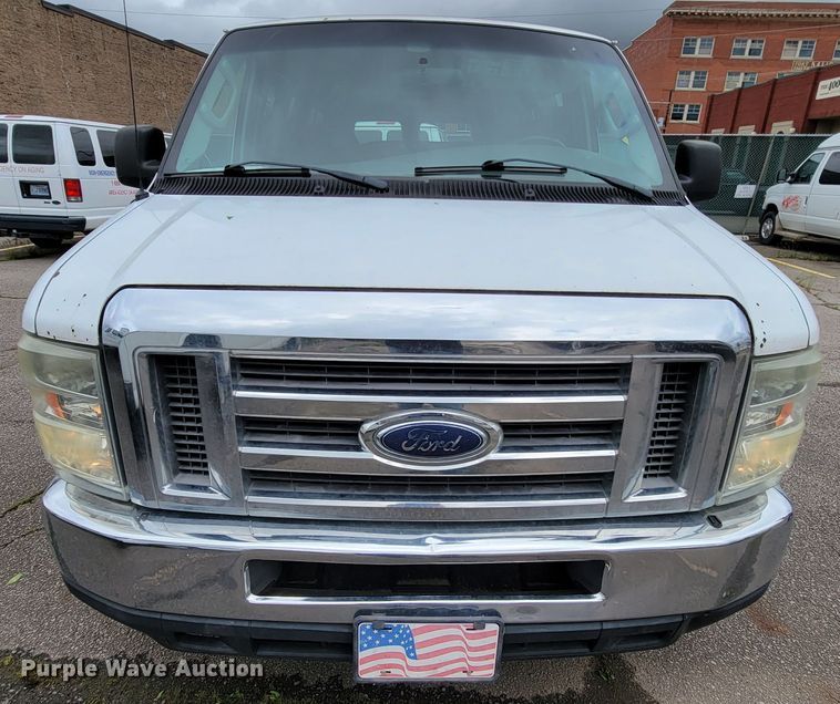 image for item IF9757 2008 Ford E350  van