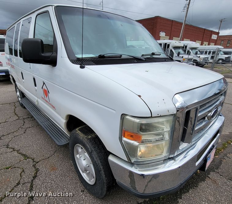 image for item IF9757 2008 Ford E350  van