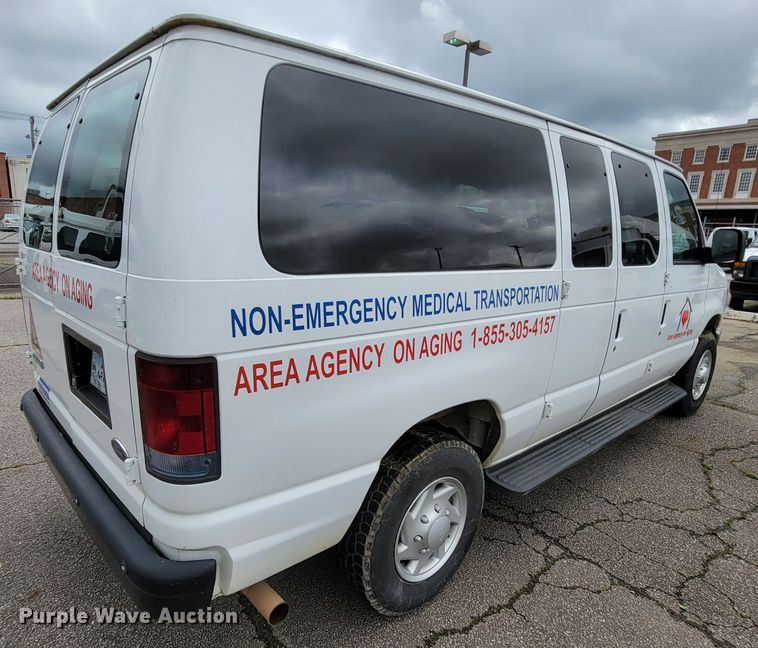 image for item IF9757 2008 Ford E350  van
