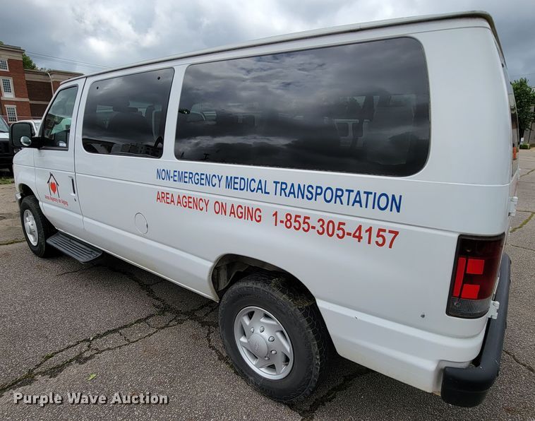 image for item IF9757 2008 Ford E350  van