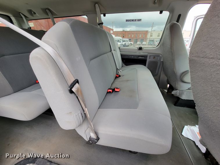 image for item IF9757 2008 Ford E350  van