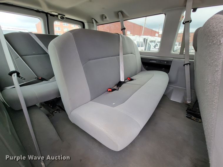 image for item IF9757 2008 Ford E350  van