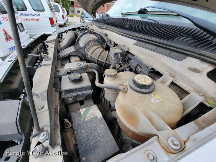 image for item IF9757 2008 Ford E350  van