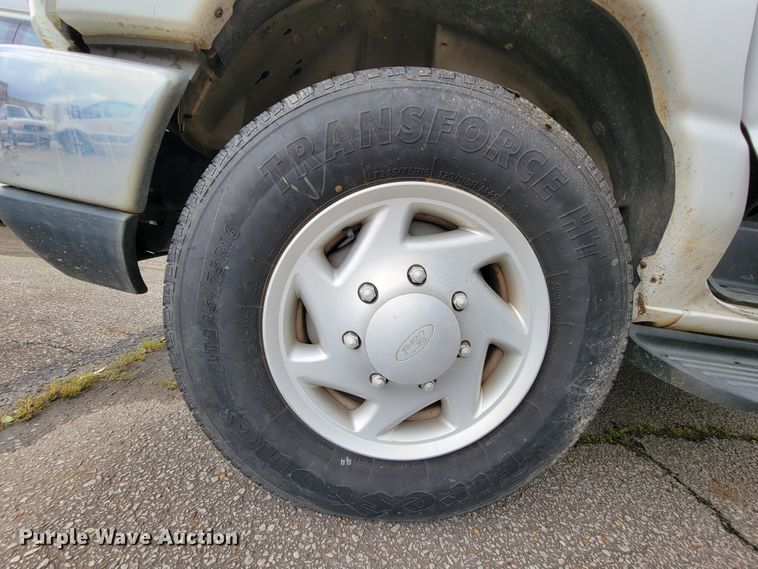 image for item IF9757 2008 Ford E350  van