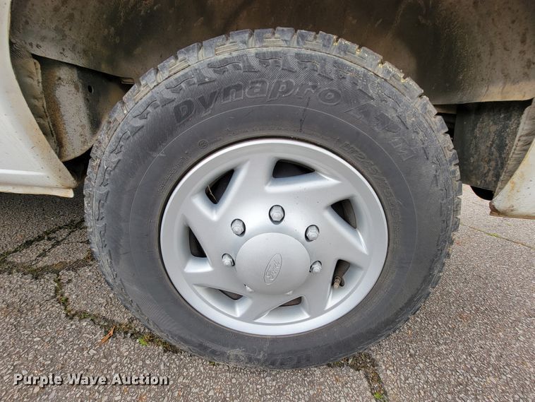 image for item IF9757 2008 Ford E350  van