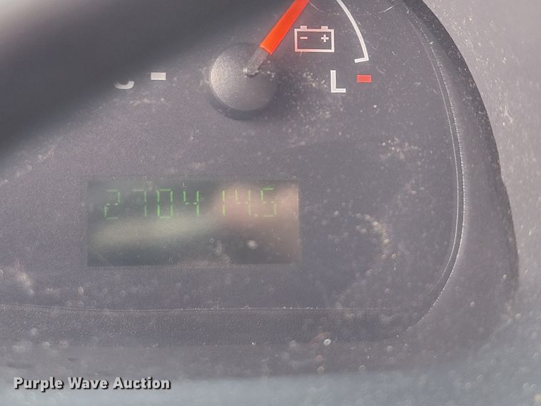 image for item IF9759 2004 Ford E350  van