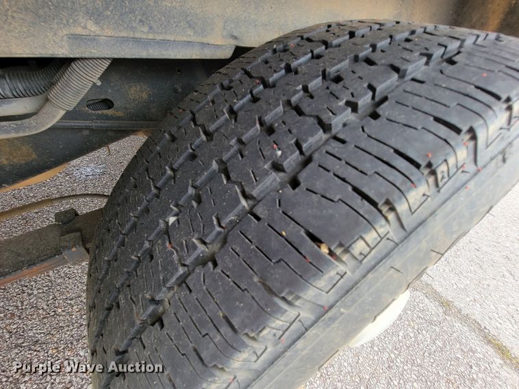 image for item IF9759 2004 Ford E350  van