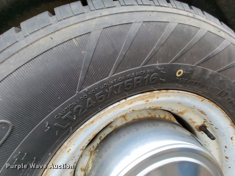 image for item IF9761 2006 Ford E350  van