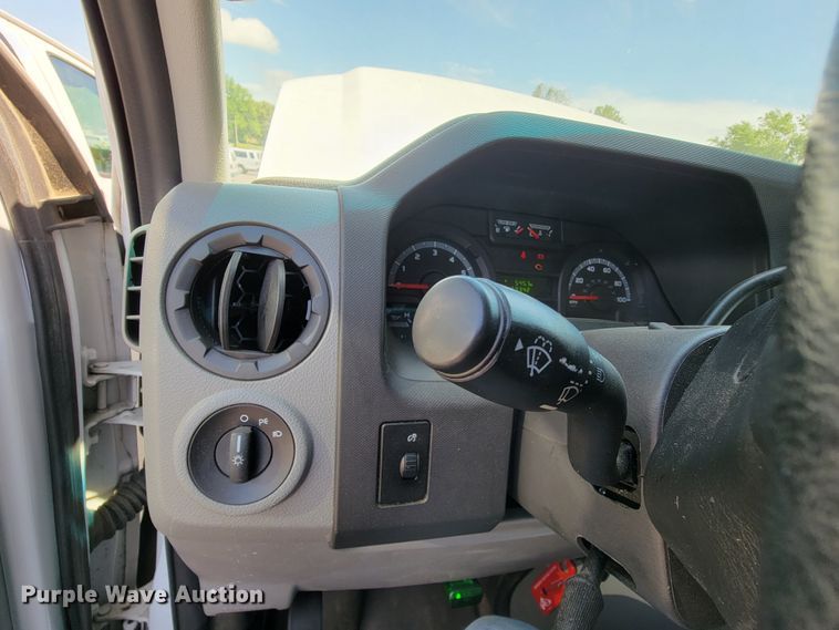 image for item IF9762 2014 Ford E350  van