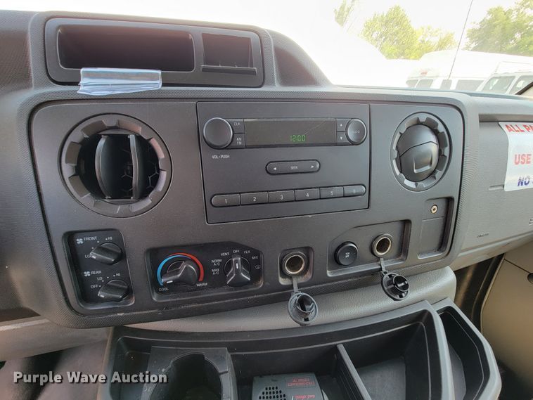 image for item IF9762 2014 Ford E350  van