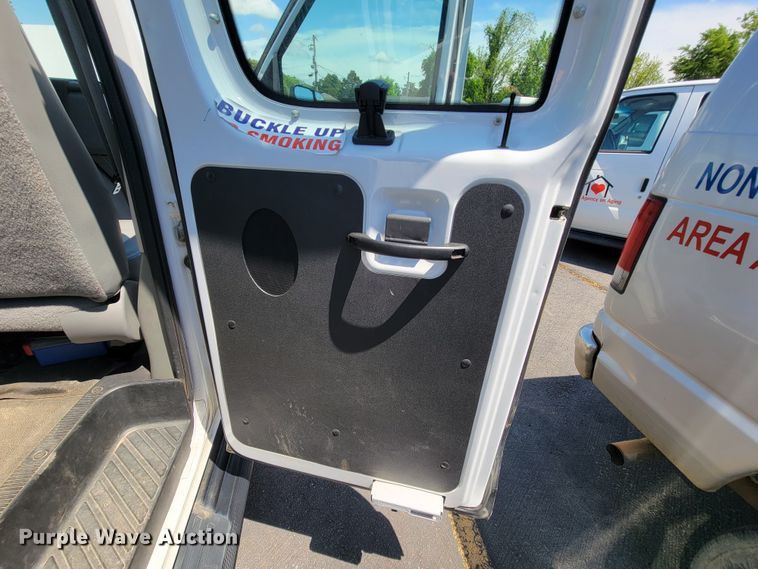 image for item IF9762 2014 Ford E350  van