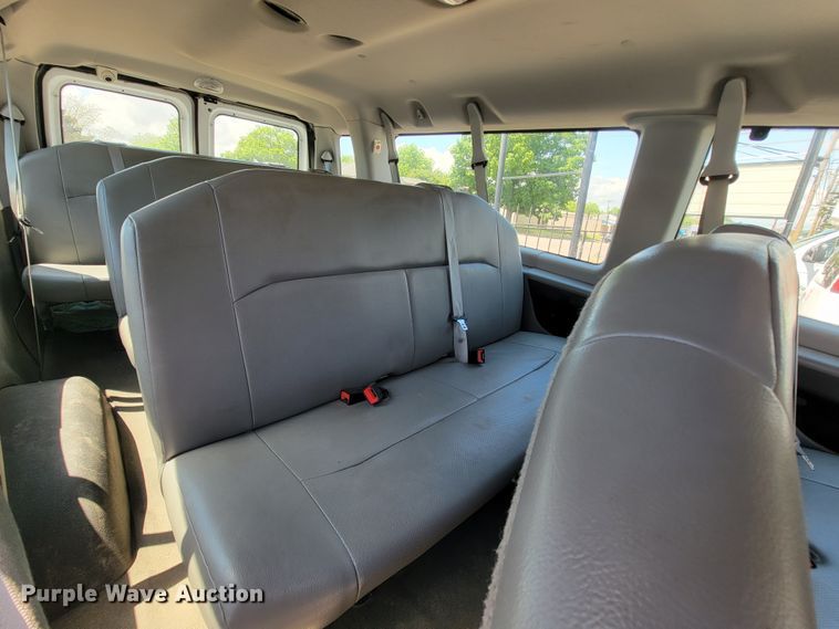 image for item IF9762 2014 Ford E350  van
