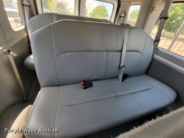 image for item IF9762 2014 Ford E350  van