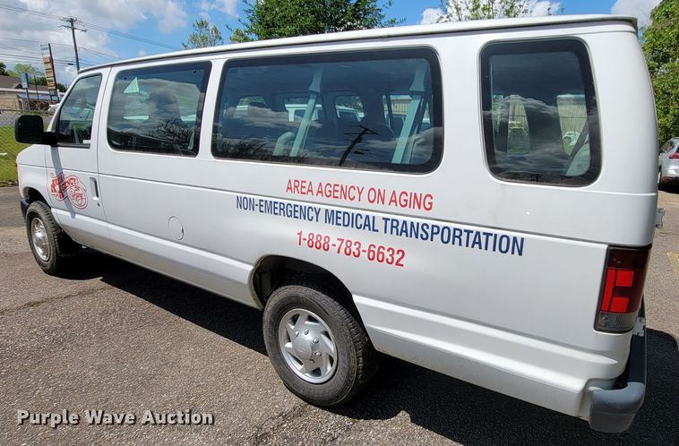 image for item IF9763 2011 Ford E350  van