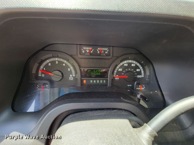 image for item IF9763 2011 Ford E350  van