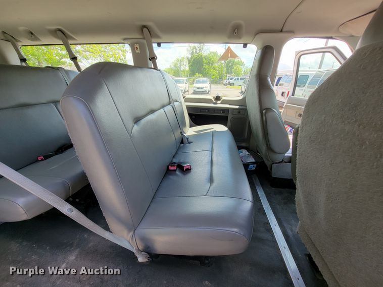 image for item IF9763 2011 Ford E350  van