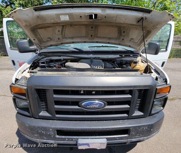 image for item IF9763 2011 Ford E350  van