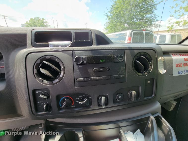 image for item IF9764 2014 Ford E350  van