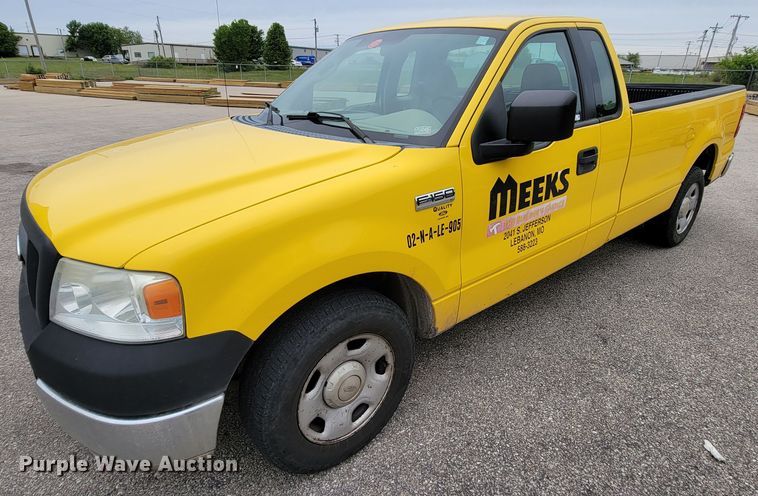 image for item IF9775 2005 Ford F150  pickup truck