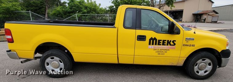 image for item IF9775 2005 Ford F150  pickup truck