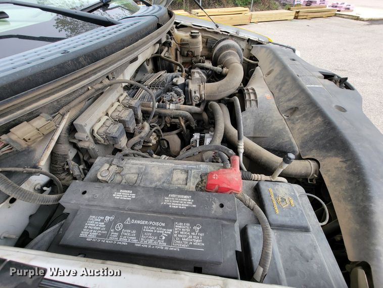 image for item IF9775 2005 Ford F150  pickup truck