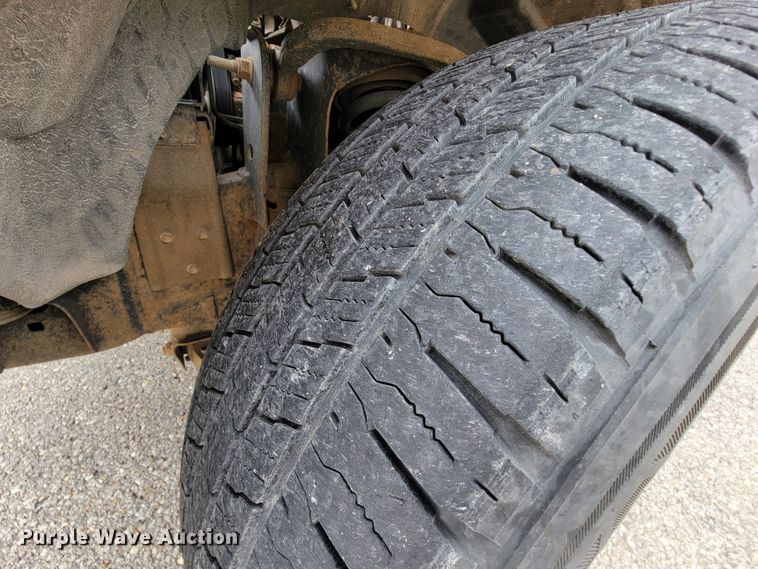 image for item IF9775 2005 Ford F150  pickup truck