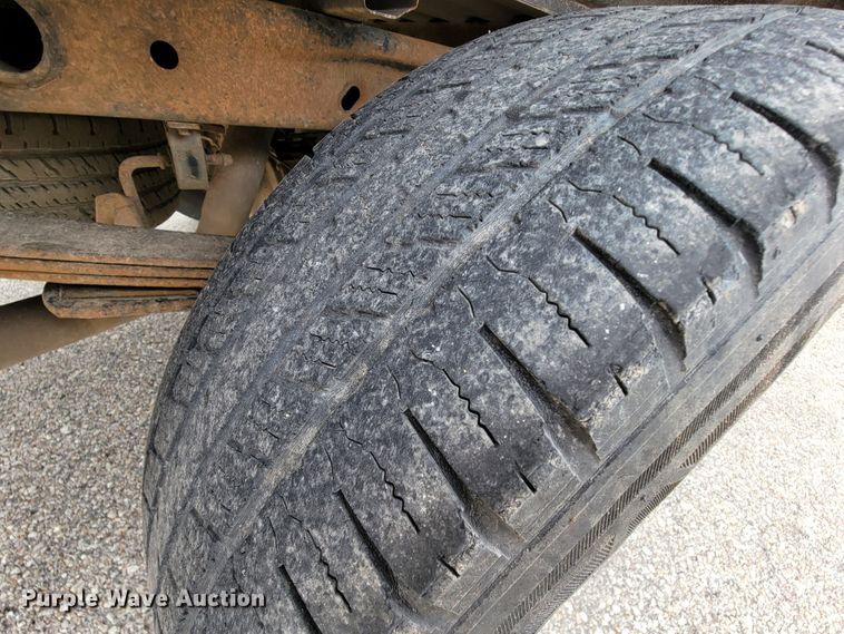 image for item IF9775 2005 Ford F150  pickup truck