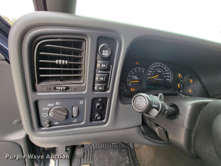 image for item IF9777 2006 GMC Sierra 1500  Ext. Cab pickup truck