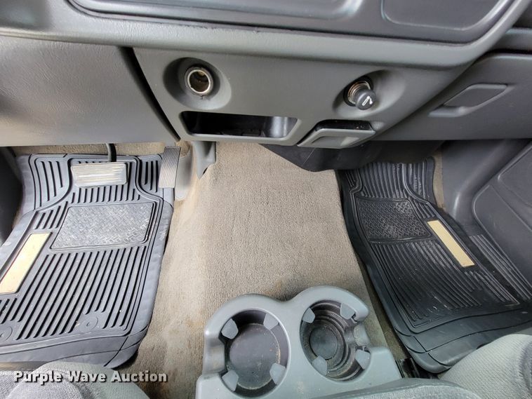 image for item IF9777 2006 GMC Sierra 1500  Ext. Cab pickup truck