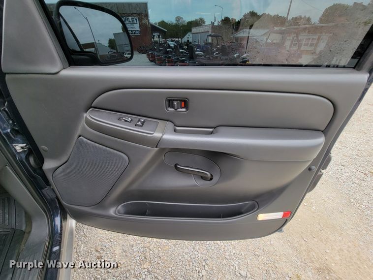 image for item IF9777 2006 GMC Sierra 1500  Ext. Cab pickup truck