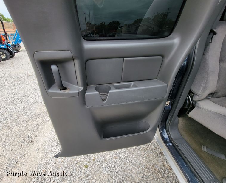 image for item IF9777 2006 GMC Sierra 1500  Ext. Cab pickup truck