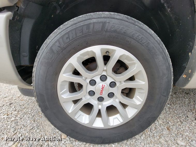 image for item IF9777 2006 GMC Sierra 1500  Ext. Cab pickup truck