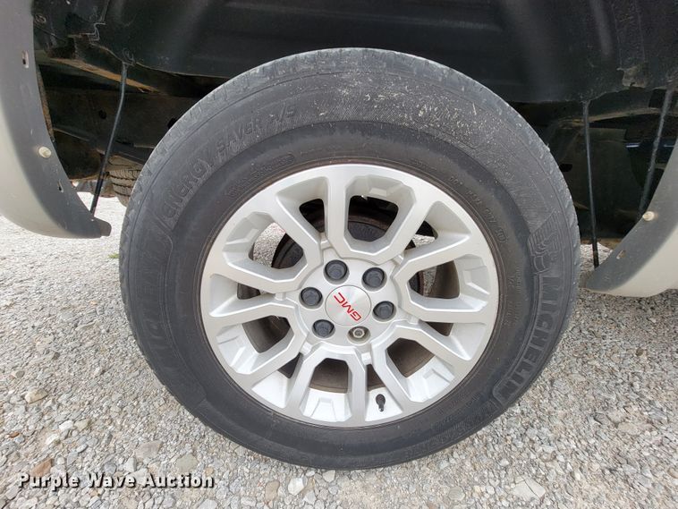 image for item IF9777 2006 GMC Sierra 1500  Ext. Cab pickup truck