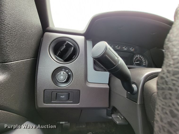 image for item IF9781 2012 Ford F150  SuperCab pickup truck