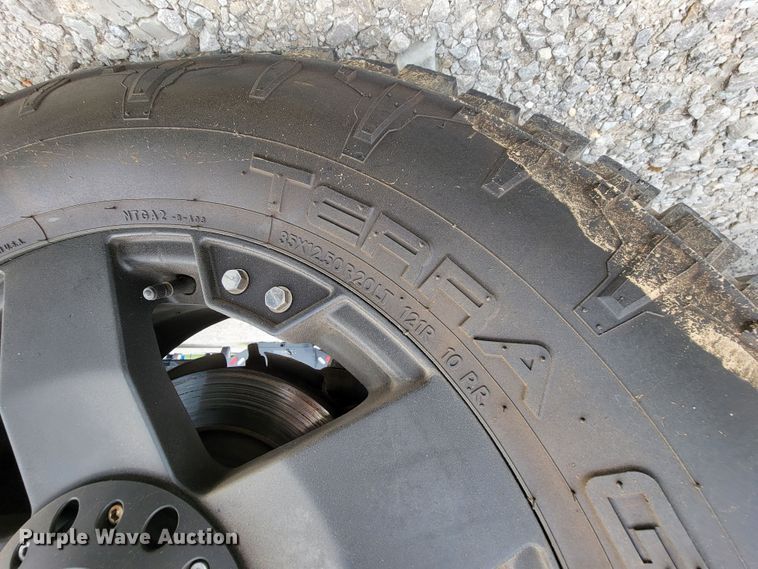 image for item IF9781 2012 Ford F150  SuperCab pickup truck