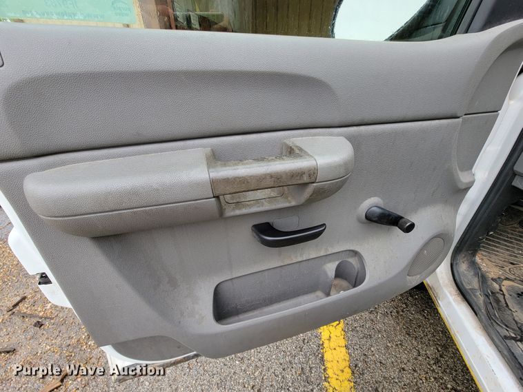 image for item IF9783 2007 Chevrolet Silverado 1500  pickup truck