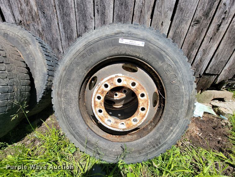 image for item IF9793 (8) 295/75R22.5 tires