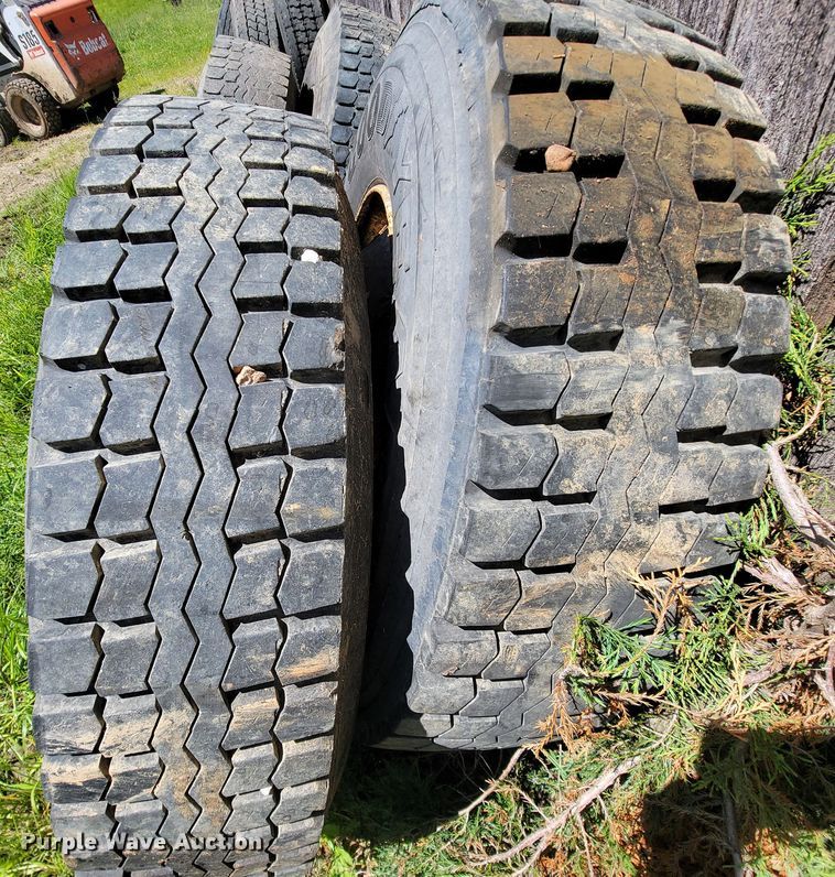 image for item IF9793 (8) 295/75R22.5 tires
