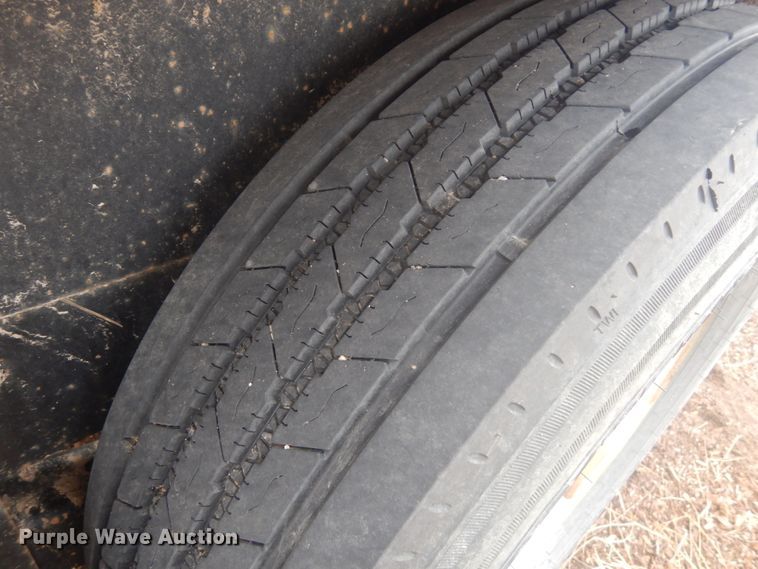 image for item IH9252 2014 Kaufman  tilt deck equipment trailer