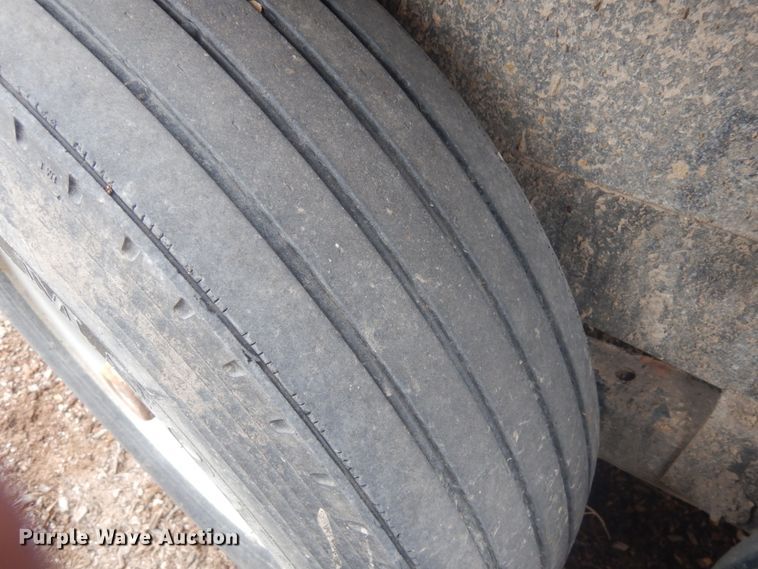 image for item IH9252 2014 Kaufman  tilt deck equipment trailer