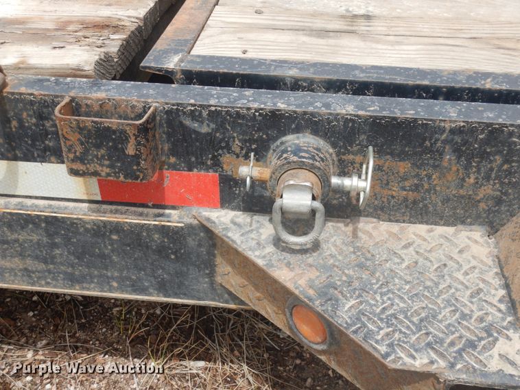 image for item IH9253 2010 Kaufman  tilt deck equipment trailer