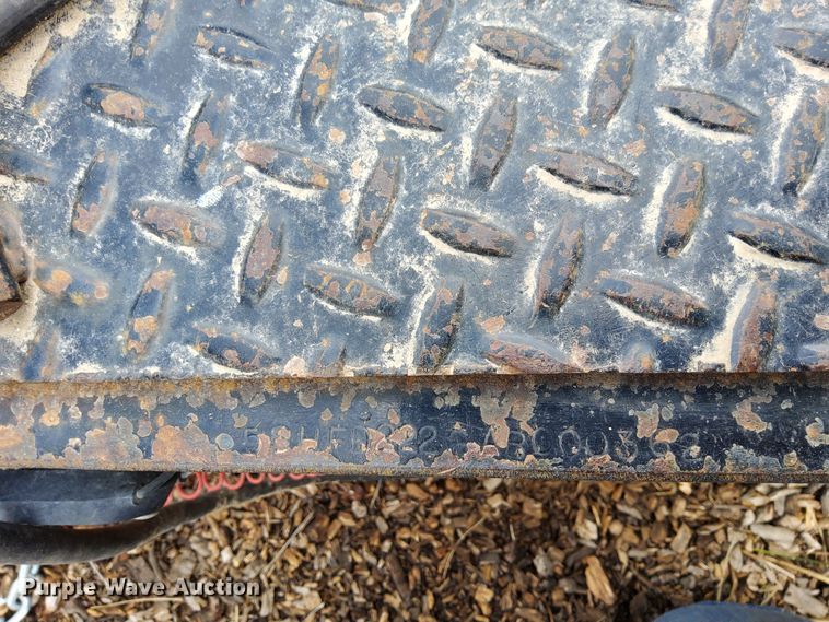 image for item IH9253 2010 Kaufman  tilt deck equipment trailer