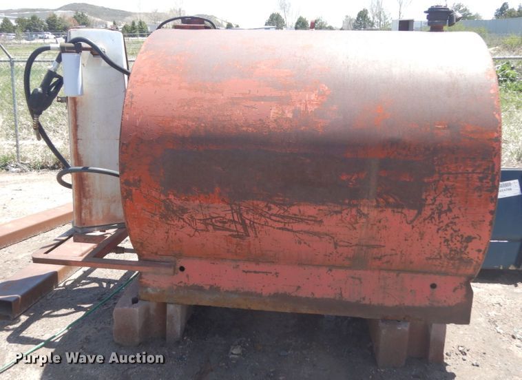 image for item IH9256 Eaton  fuel tank