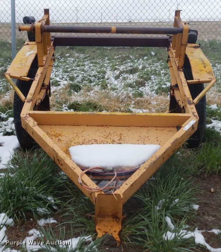 image for item IH9270 1993 shop built reel trailer