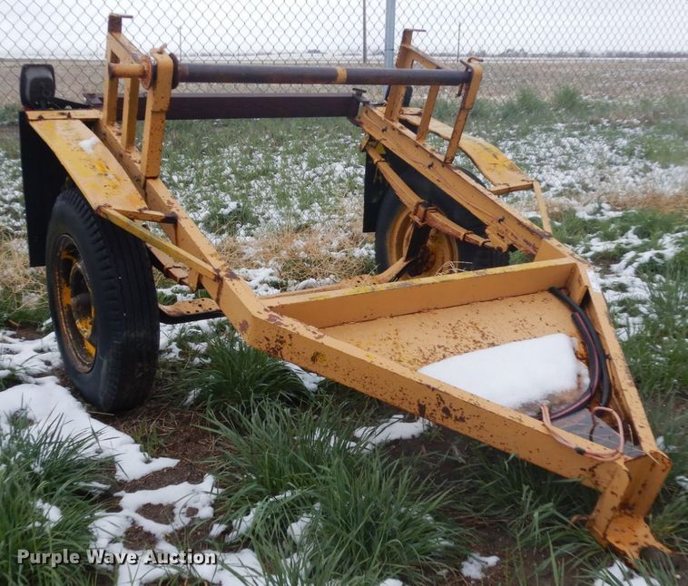 image for item IH9270 1993 shop built reel trailer