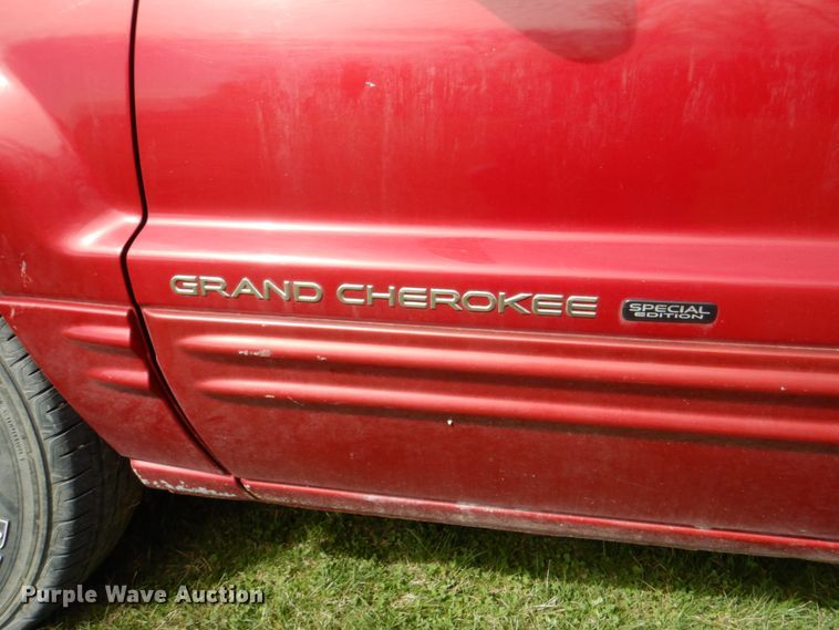 image for item II9866 2002 Jeep Grand Cherokee Special Edition  SUV